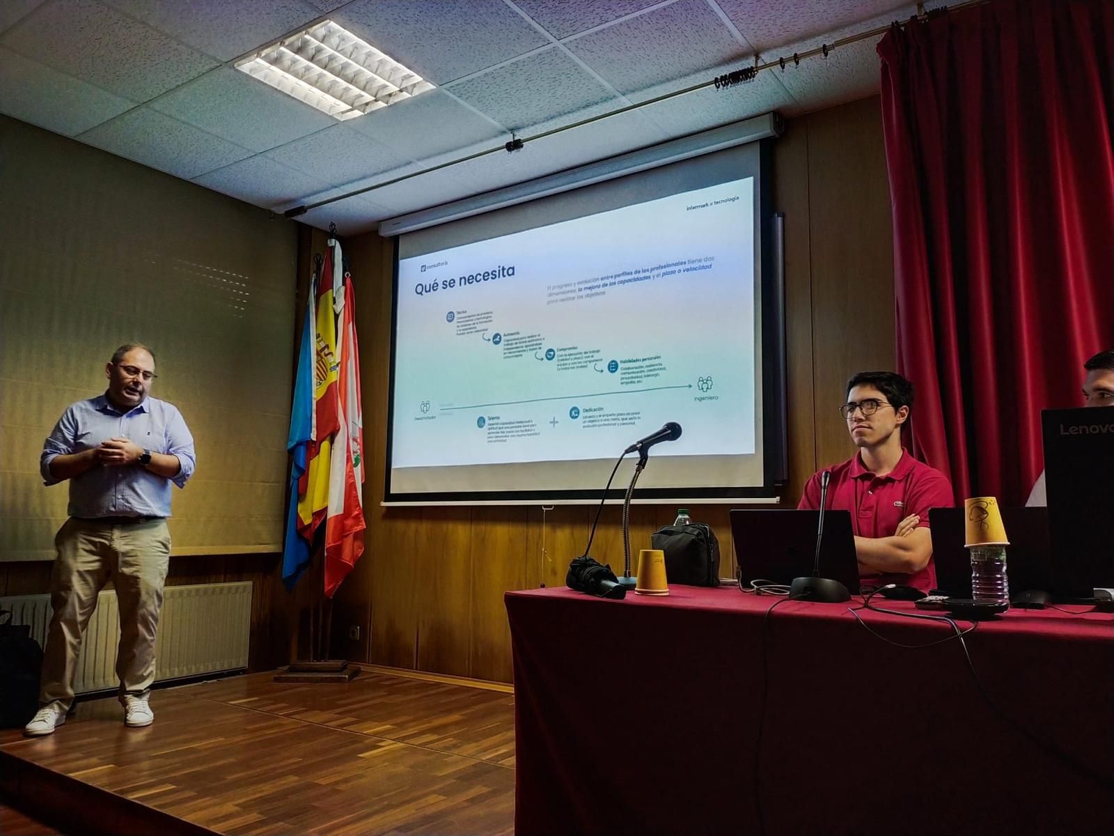 Las Jornadas de Informática del IES Número 1 de Gijón, en imágenes