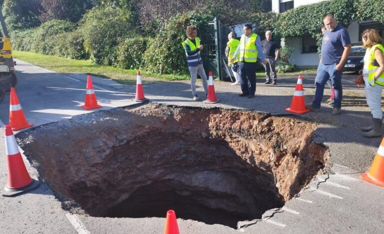 La losa de hormigón de Villabona, un año de la obra para cubrir el gran hundimiento de la carretera