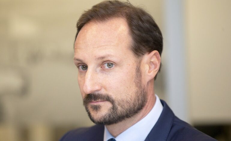 La reacción de Haakon de Noruega ante la detención de Marius: «Me hubiera gustado estar en casa con Mette-Marit»