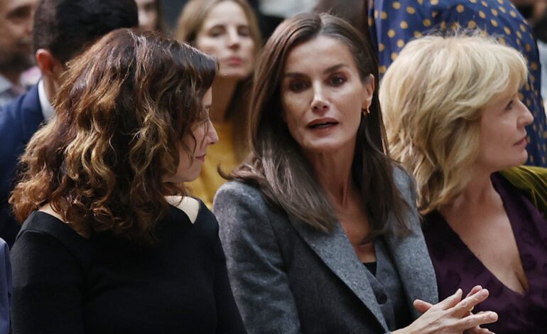 María Rey, Presidenta de la APM, confiesa cómo fue realmente la actitud de la Reina Letizia con Isabel Díaz Ayuso