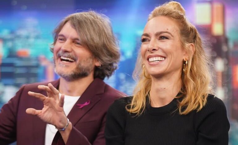 La romántica e inesperada declaración de amor de Salva Reina a Kira Miró en ‘El Hormiguero’