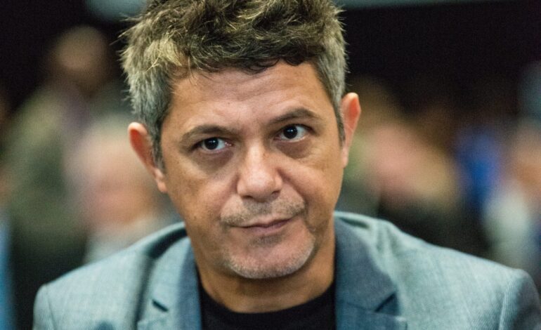 Alejandro Sanz estalla contra quienes critican su relación con Candela Márquez: «Cuanto más ruido, más te quiero»