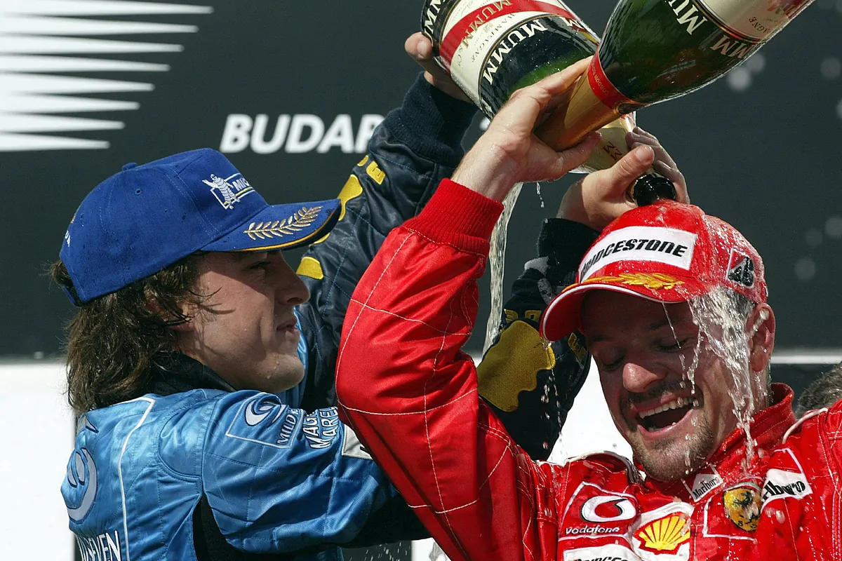 Barrichello y su admiración por Alonso: "Miras sus ojos y le sigue encantando esto"