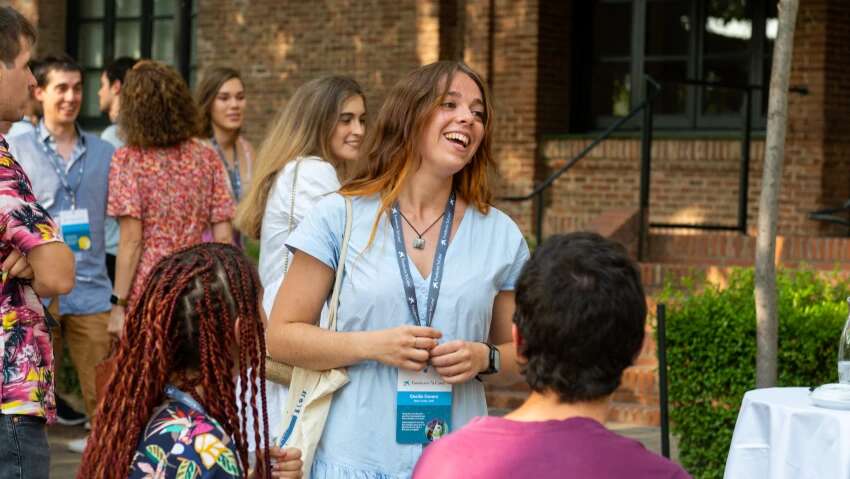 Sus becas de posgrado brindan un apoyo financiero integral para estudiar en las mejores universidades de América, Asia y Europa. Foto de : Fundación "la caixa"