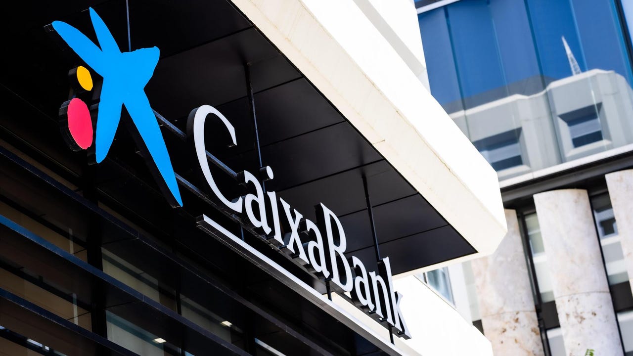 CaixaBank se adhiere a las nuevas líneas ICO para indemnizaciones y ayudas por la DANA