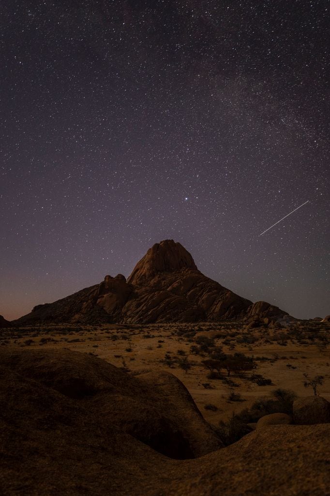 noche desierto namibia