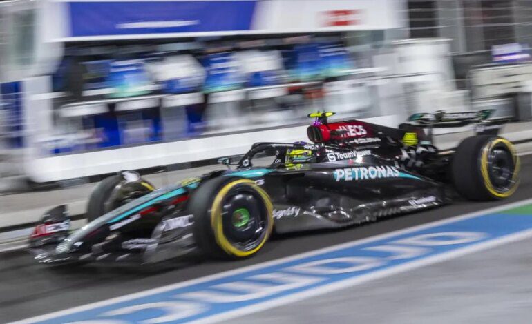 GP Las Vegas 2024: Hamilton domina, Norris segundo y Verstappen en serios problemas