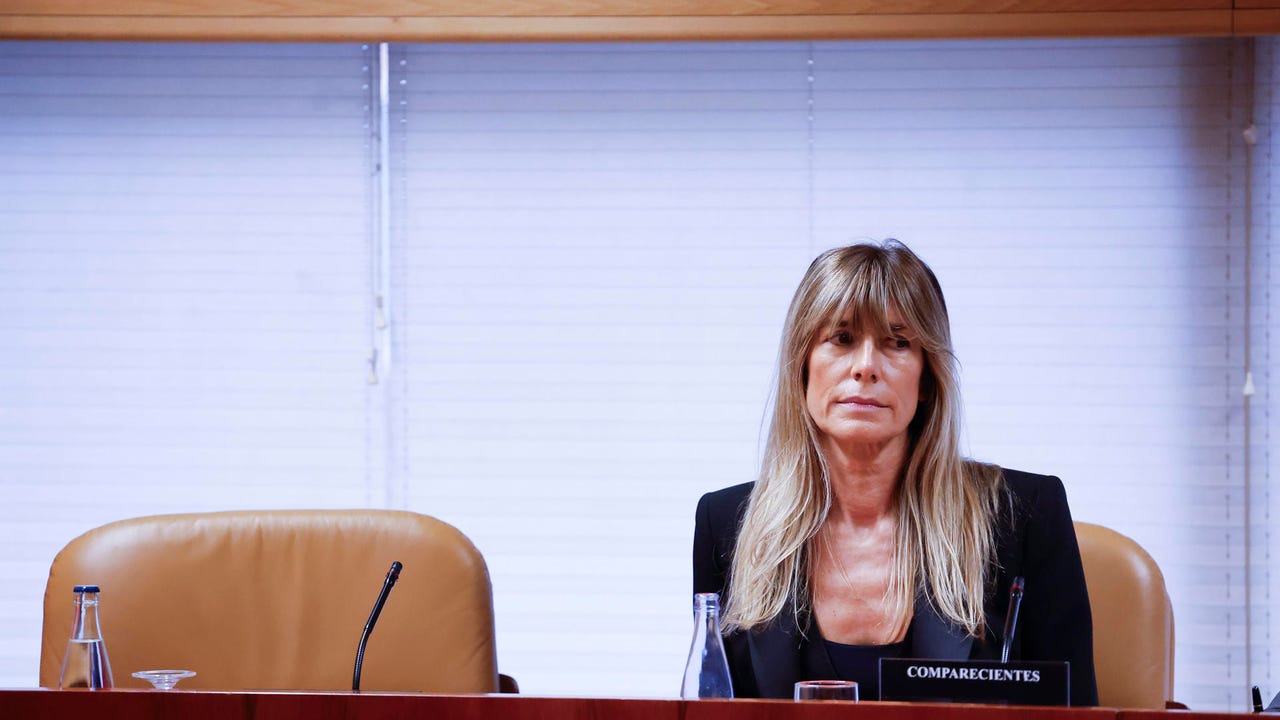 Las acusaciones populares piden el testimonio de Teresa Ribera y Víctor de Aldama en el caso de Begoña Gómez