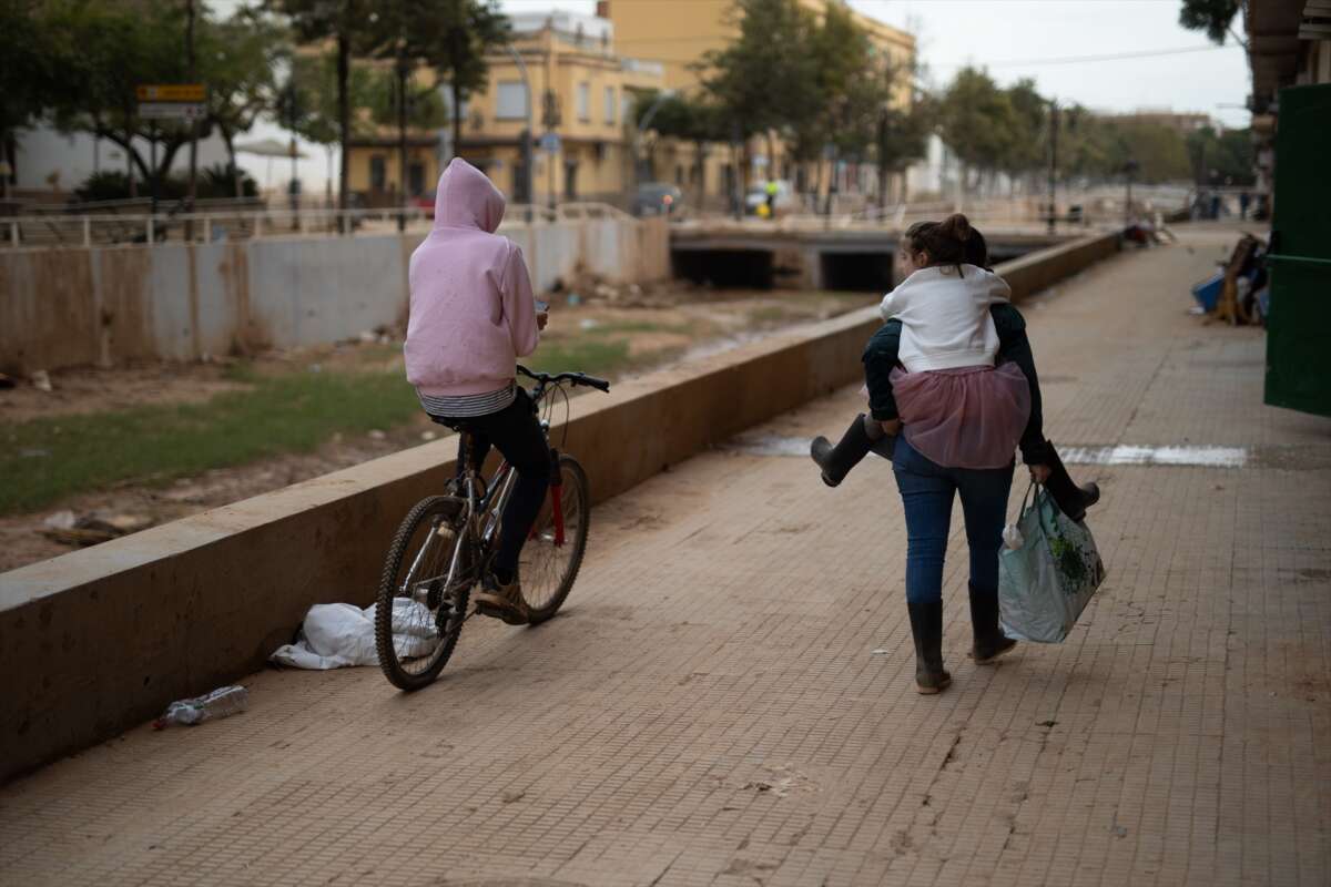 La atención psicológica tras un desastre es crucial para mitigar las consecuencias en los menores afectados. Foto: Alejandro Martínez Vélez / Europa Press