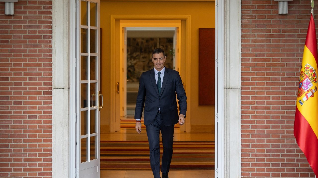 Declaración institucional de Pedro Sánchez en Moncloa, streaming en directo