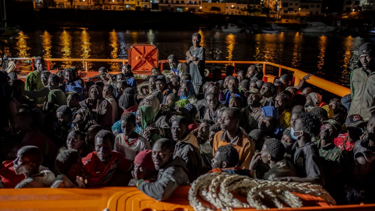 Canarias presenta un estudio científico con una fórmula para la distribución de menores migrantes no acompañados