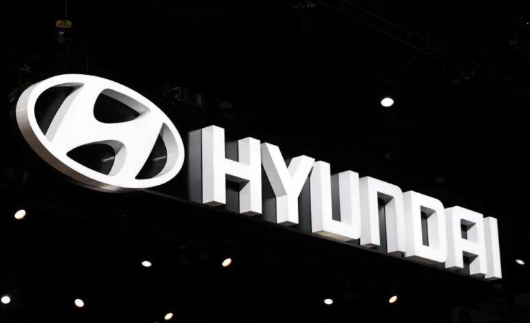 Hyundai retira más de 226.000 coches pequeños y SUVs para sustituir sus cámaras de visión trasera