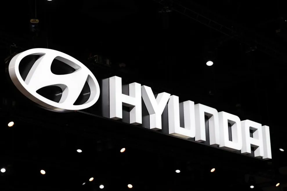 Hyundai retira más de 226.000 coches pequeños y SUVs para sustituir sus cámaras de visión trasera