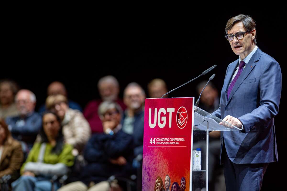 El presidente de la Generalitat, Salvador Illa, habla durante la clausura del Congreso Confederal de UGT. Foto: Lorena Sopêna / Europa Press