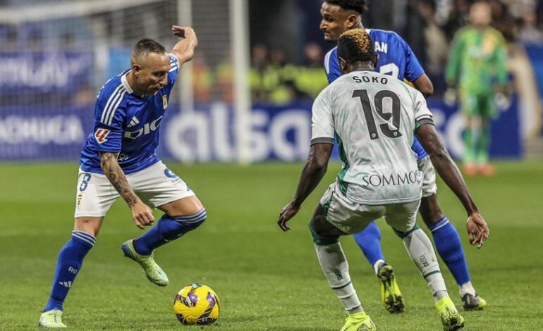 Así fue la derrota del Real Oviedo en el Tartiere ante el Huesca