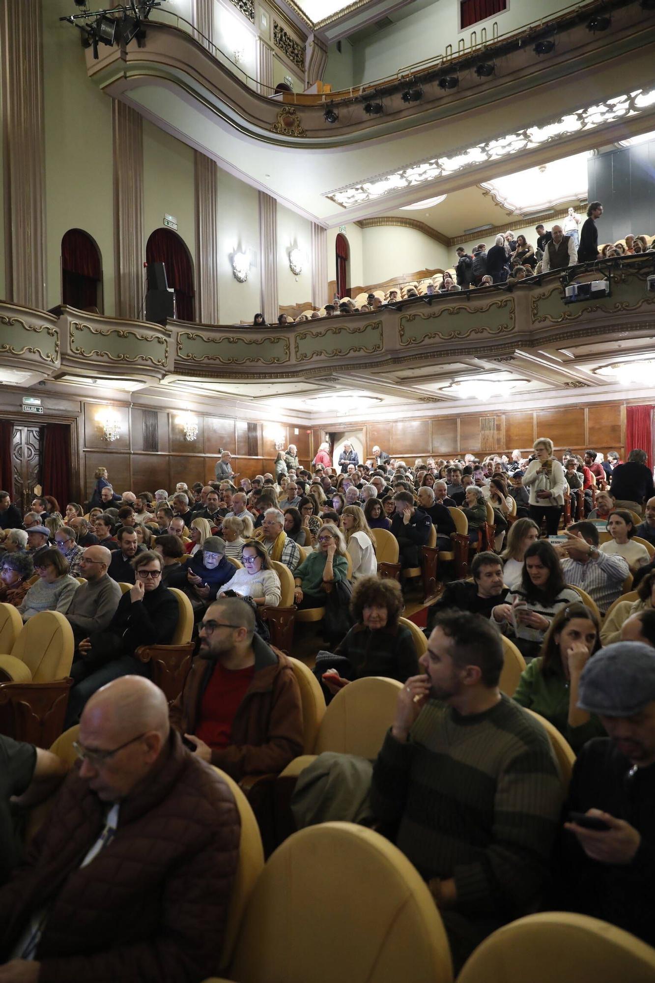 La película de Albert Serra sobre el toreo provoca el primer lleno en el Festival de Cine de Gijón (en imágenes)