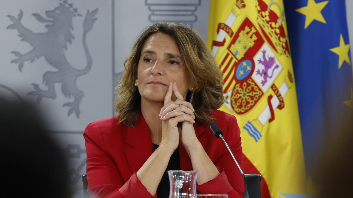 Von der Leyen mantiene su confianza en Teresa Ribera pese a las críticas del PP