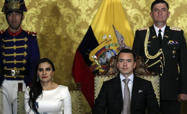 El presidente ecuatoriano Daniel Noboa destituye a su vicepresidenta y abre una crisis política