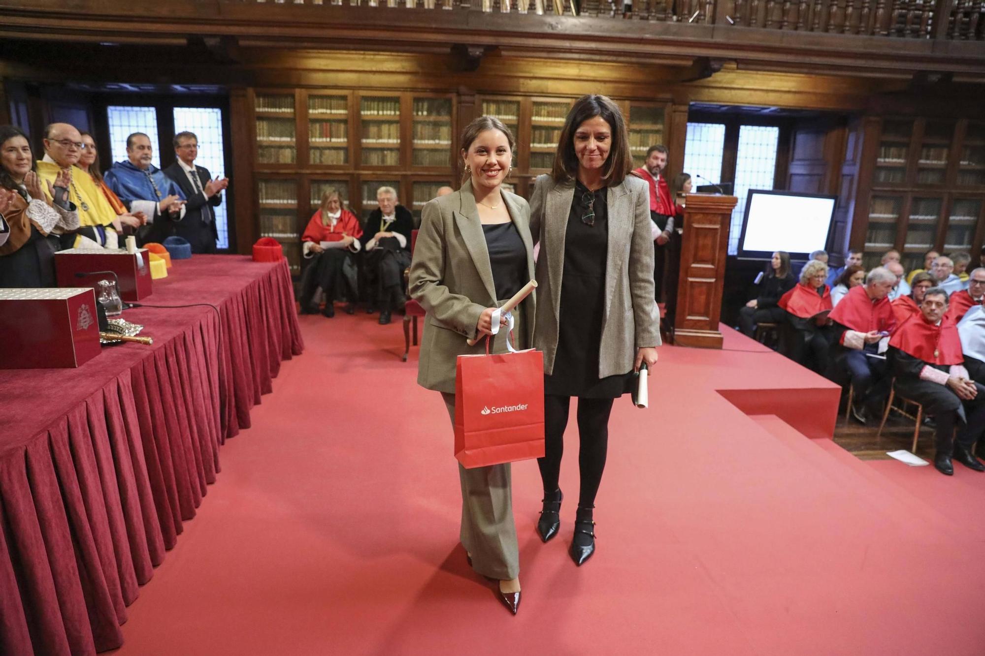 En imágenes: Así fue la entrega de premios a los mejores expedientes de la Universidad de Oviedo 2024