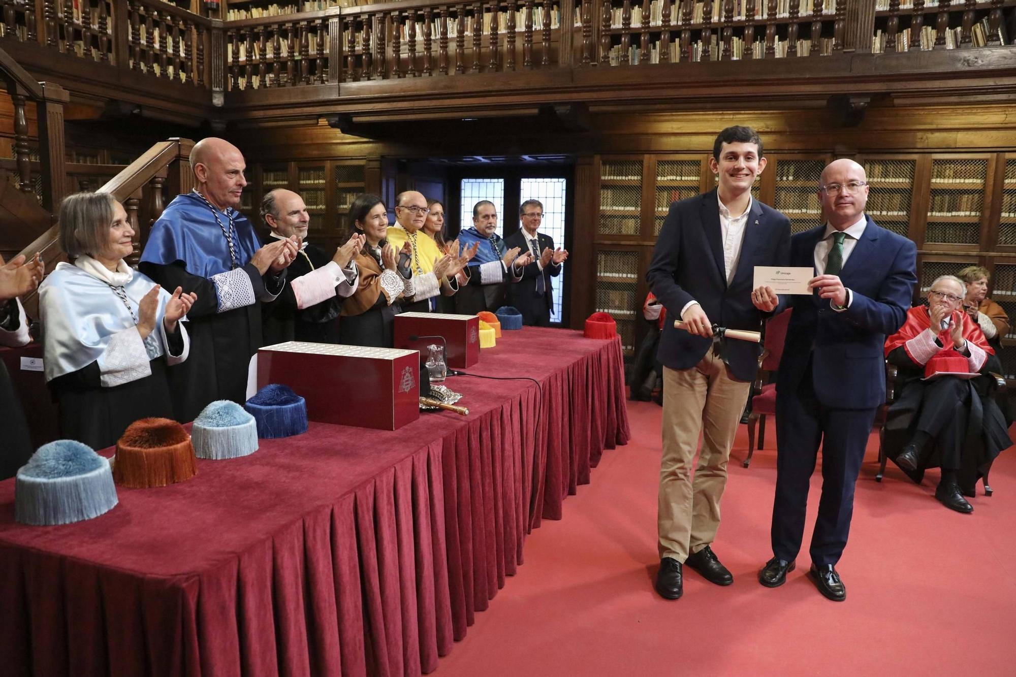 En imágenes: Así fue la entrega de premios a los mejores expedientes de la Universidad de Oviedo 2024