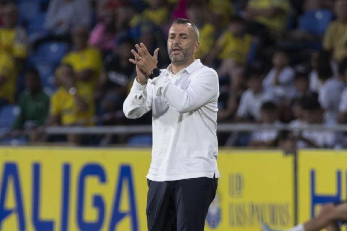 Las Palmas: Diego Martínez: «No sé muy bien que decir, sigo expectante con la jugada»