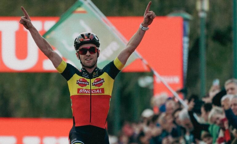 Eli Iserbyt domina en el inicio de la Copa del Mundo de Ciclocross