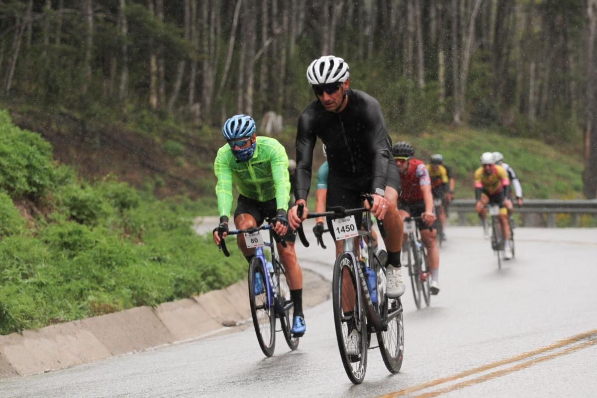 Scaloni muestra su clase en el Gran Fondo 7 Lagos