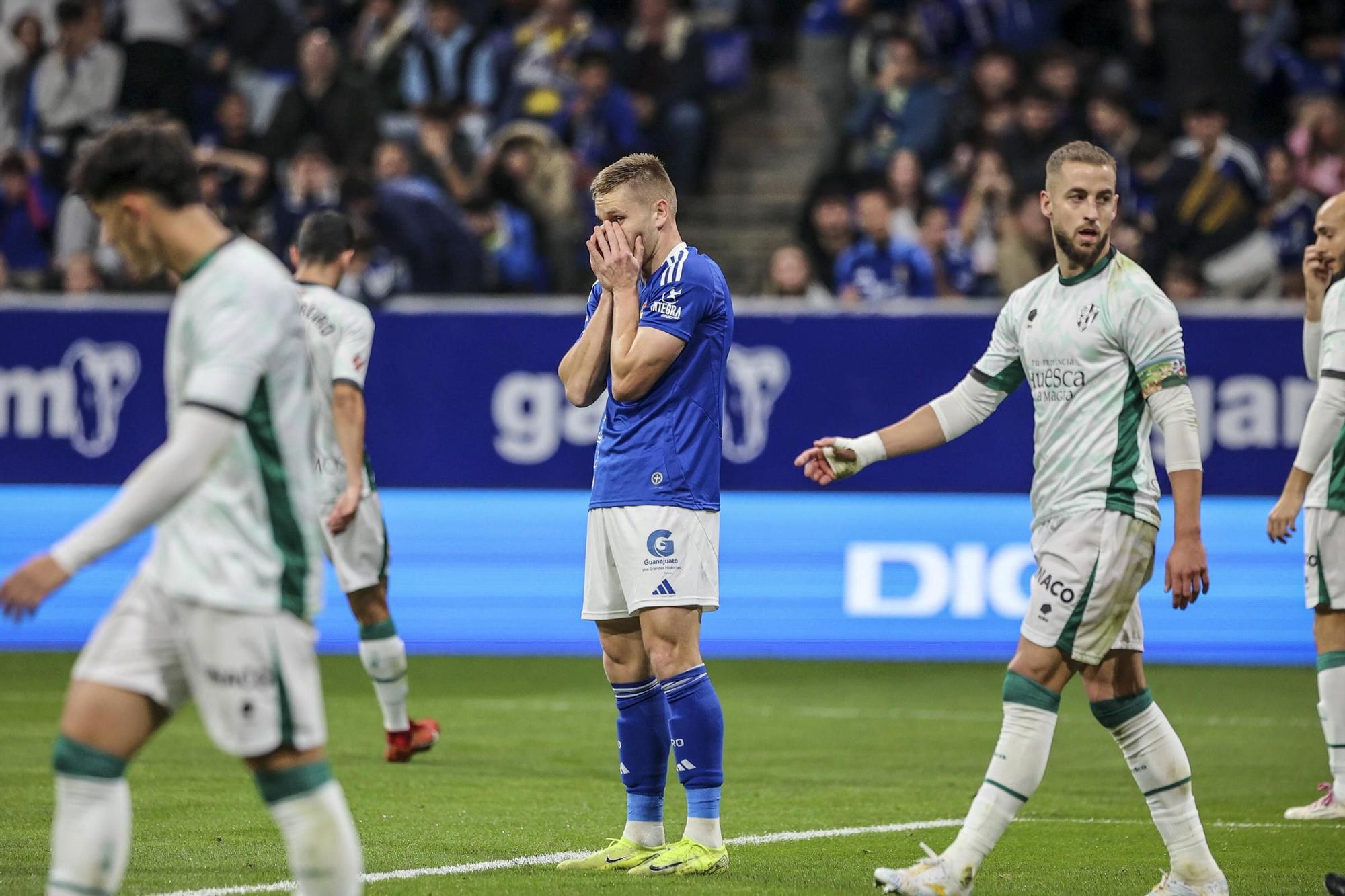 Así fue la derrota del Real Oviedo en Tartiere ante el Huesca