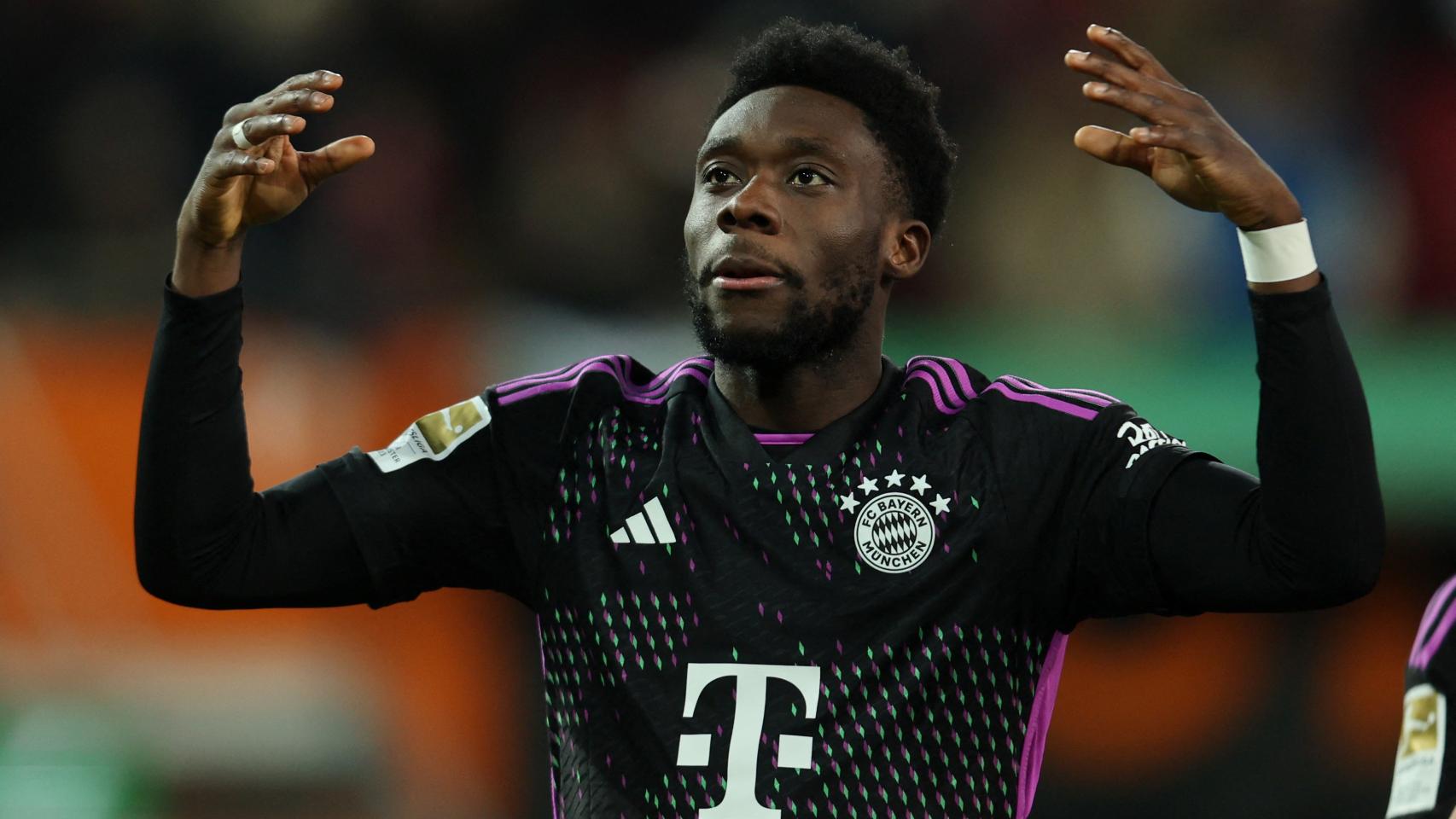 Alphonso Davies, lateral del Bayern Múnich, da positivo en un control de alcoholemia y la policía le puede retirar el carnet