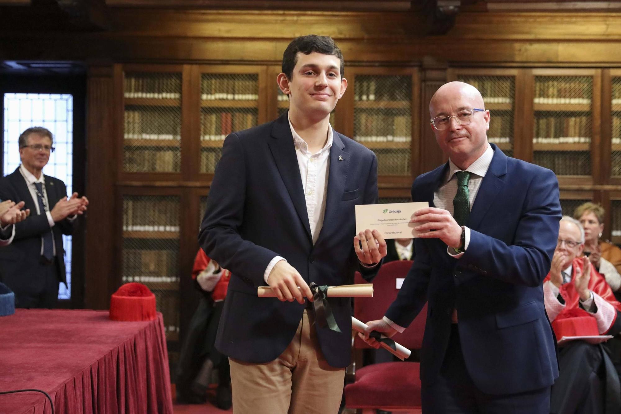 En imágenes: Así fue la entrega de premios a los mejores expedientes de la Universidad de Oviedo 2024