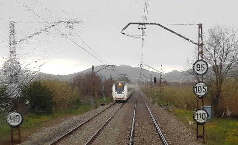 El Gobierno transfiere más de 200 millones a la Generalitat de Cataluña para Rodalies mientras negocia su traspaso