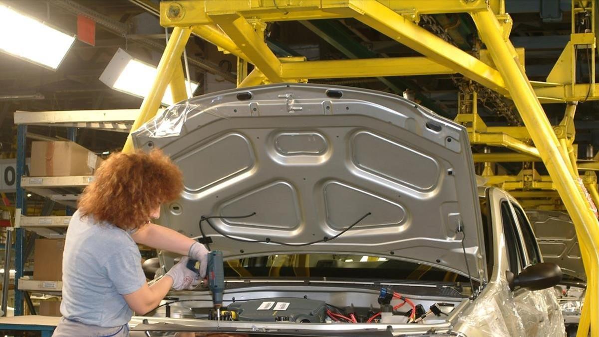 Bosch reducirá horas de trabajo y salarios de unos 10.000 empleados en Alemania