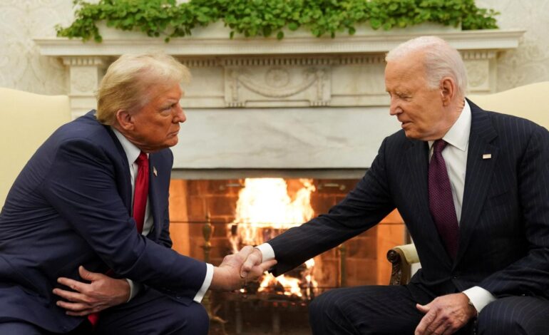 Biden recibe a Trump en la Casa Blanca para empezar la transferencia de poder felicitándole por su victoria