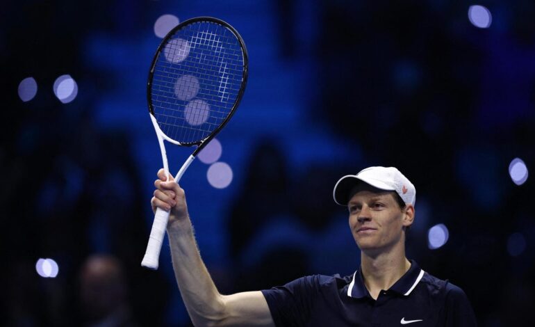 Jannik Sinner no tiene piedad de Casper Ruud y se enfrentará a Taylor Fritz en la final de la Copa de Maestros