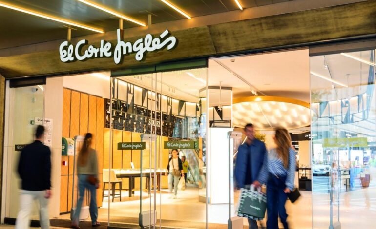 El Corte Inglés refuerza con 6.000 contrataciones las áreas de venta y logística esta campaña de Navidad