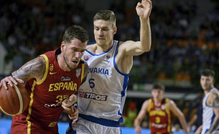 La selección española de baloncesto se pasea ante Eslovaquia y sella su presencia en el Eurobasket 2025