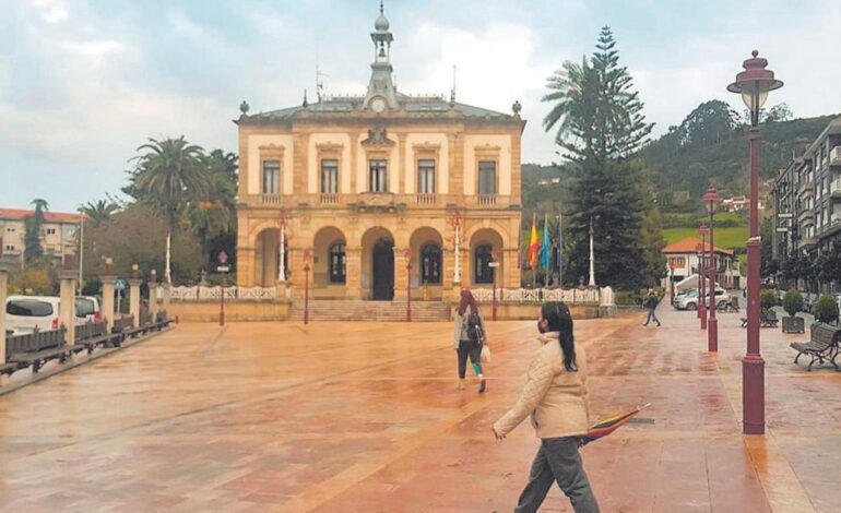 El gobierno de Villaviciosa rompe relaciones con la concejala de Vox ante «una campaña de violencia verbal y falsedades reiteradas»