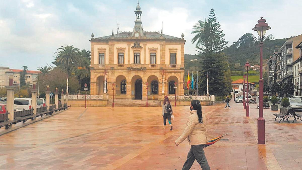 El gobierno de Villaviciosa rompe relaciones con la concejala de Vox ante «una campaña de violencia verbal y falsedades reiteradas»