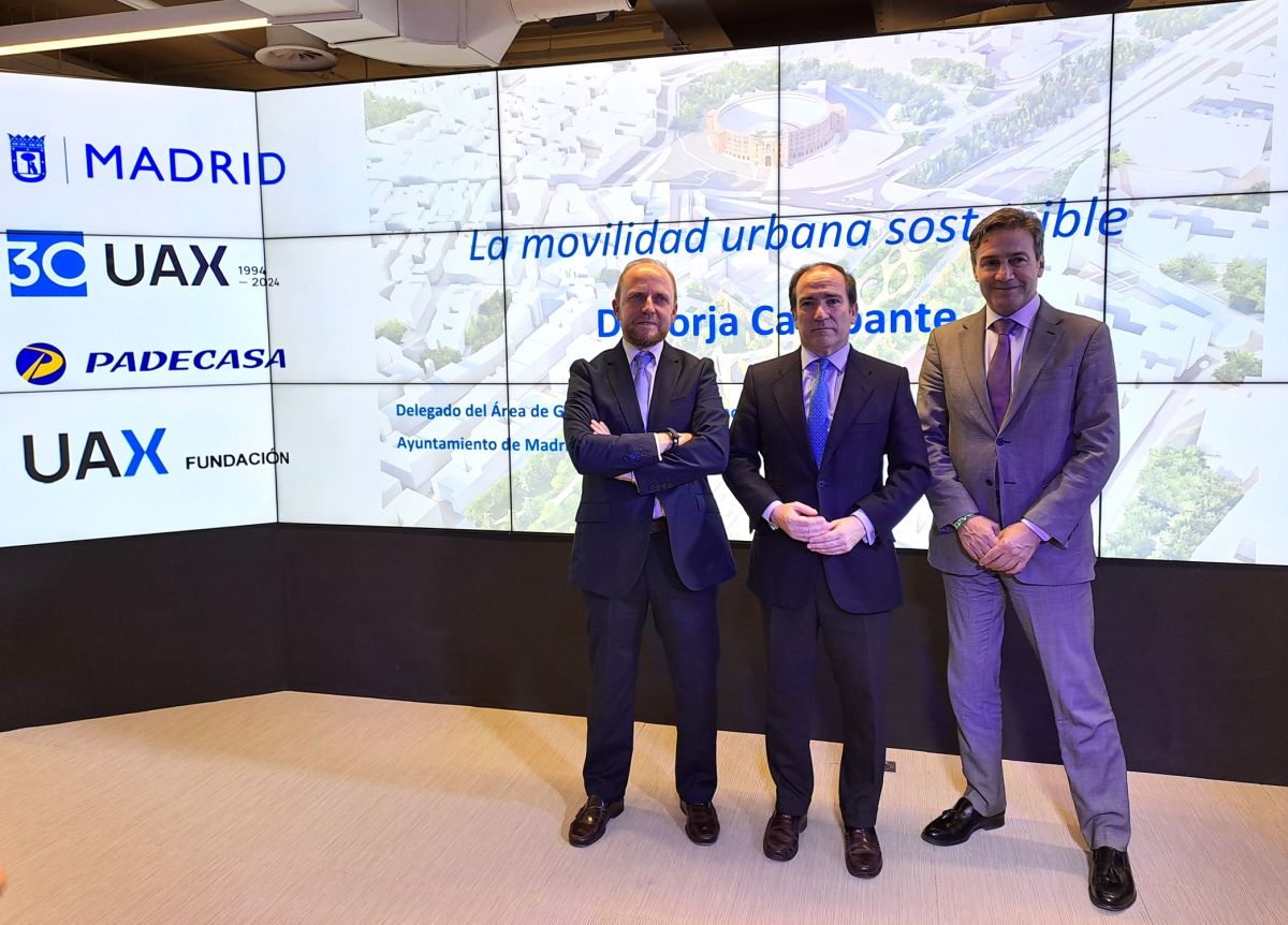 Borja Carabante inaugura los encuentros de la Cátedra Padecasa-UAX con la movilidad urbana sostenible como protagonista