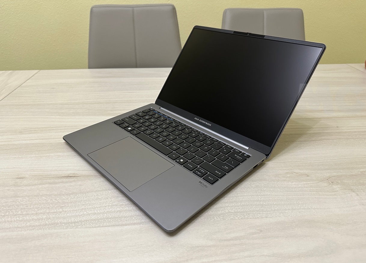 ASUS ExpertBook P5