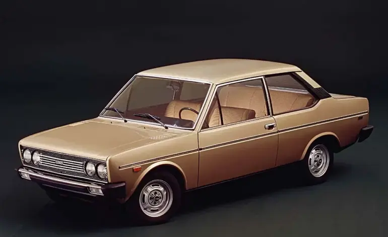 El Fiat 131 cumple 50 años, un icono de la marca y campeón del Mundial de Rallys