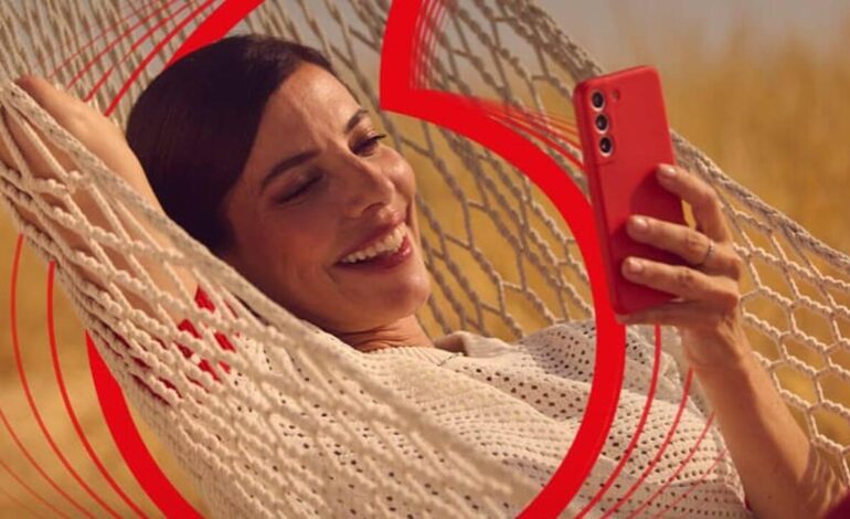 Vodafone lanza ofertas de Black Friday en fibra, móvil y TV con grandes regalos