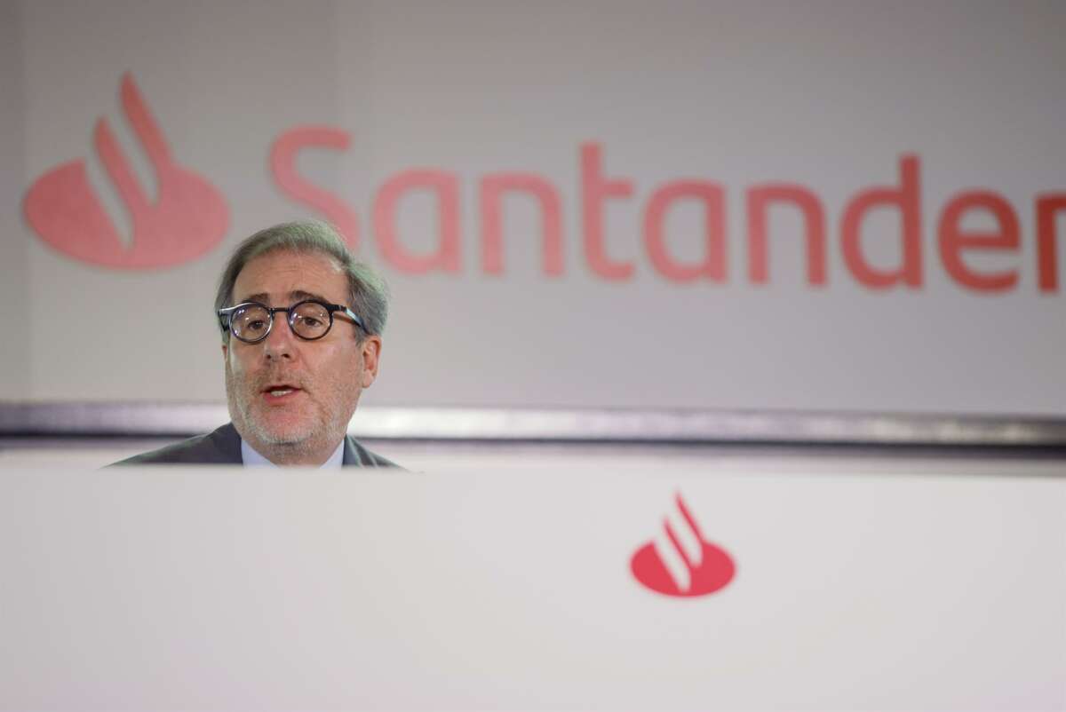 Héctor Grisi, director general del Banco Santander. EFE