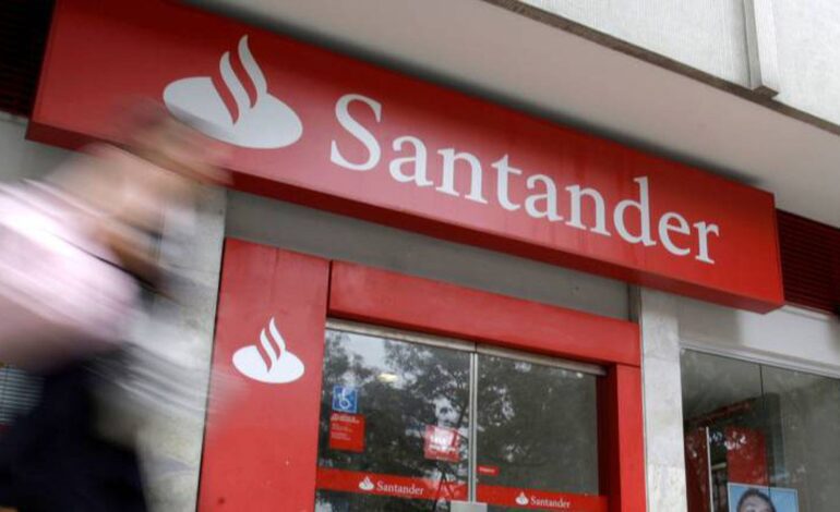 Santander UK presenta resultados con el mercado pendiente del hachazo por el caso de los coches