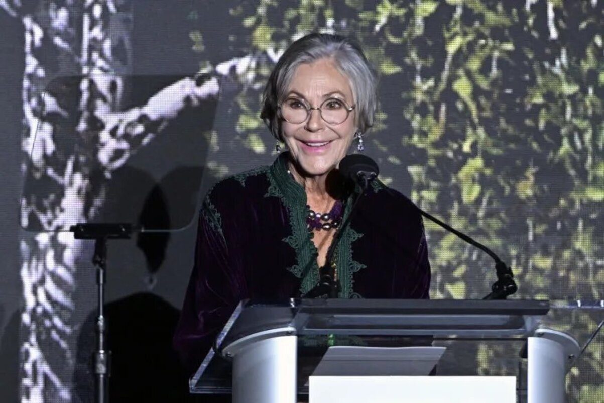 Quién es Alice Walton, la mujer más rica del mundo, según Forbes