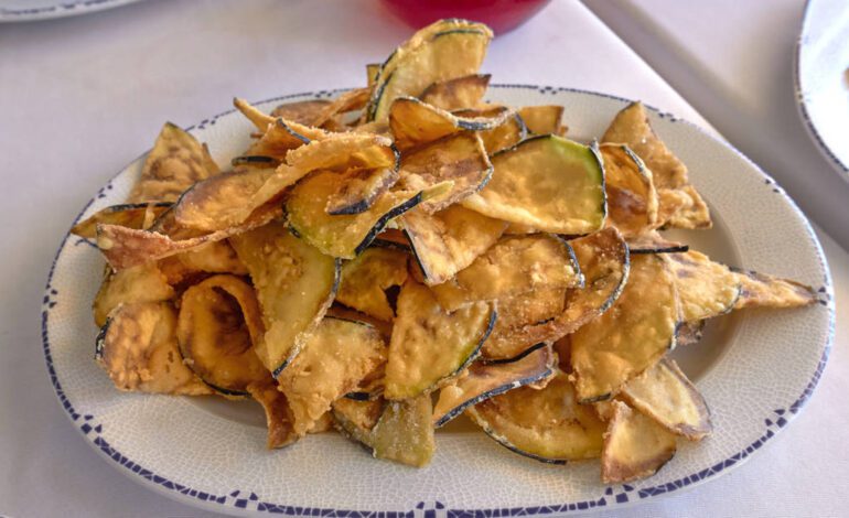 hay tres trucos fáciles para que las berenjenas fritas absorban mucho menos aceite