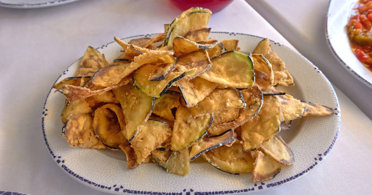 hay tres trucos fáciles para que las berenjenas fritas absorban mucho menos aceite