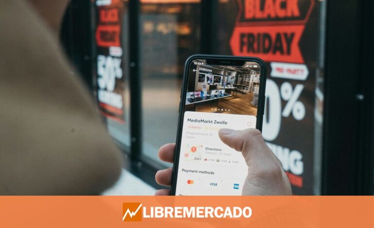 La OCU recomienda prepararse para el Black Friday revisando con antelación los precios de los productos