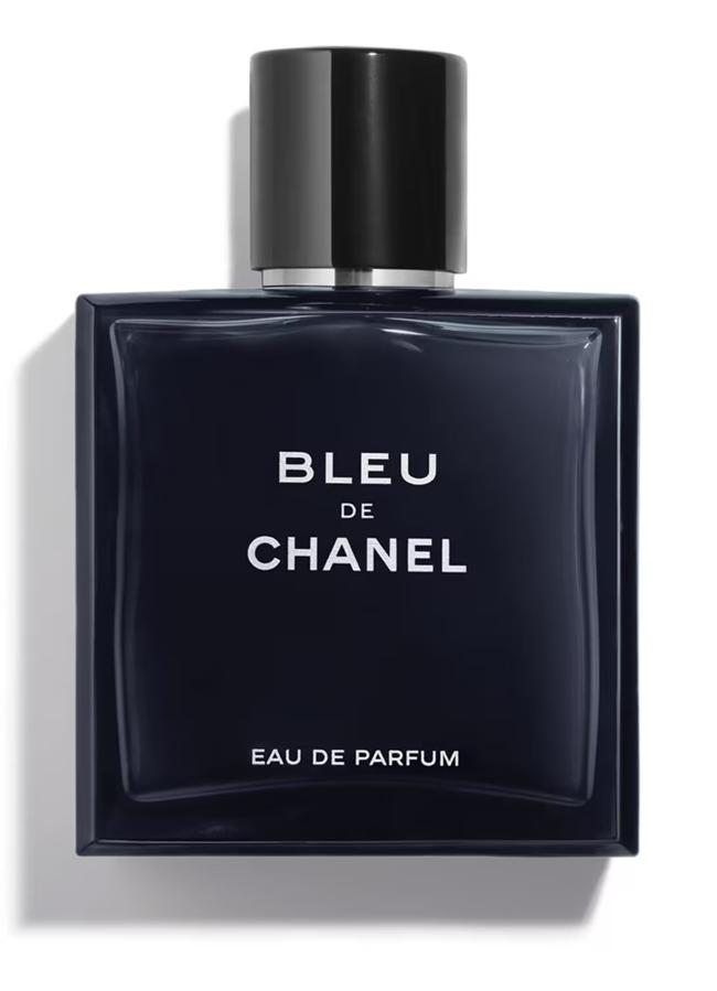 Perfume Chanel Bleu.