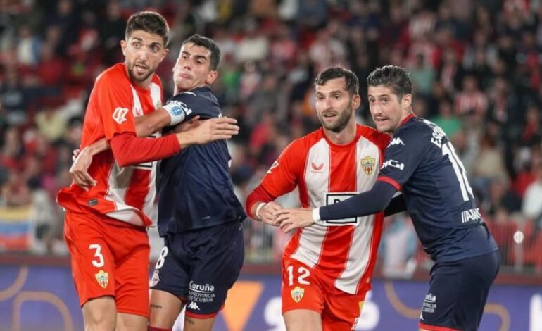 Resumen, goles y highlights del Almería 2-1 Deportivo de la jornada 15 de LaLiga Hypermotion